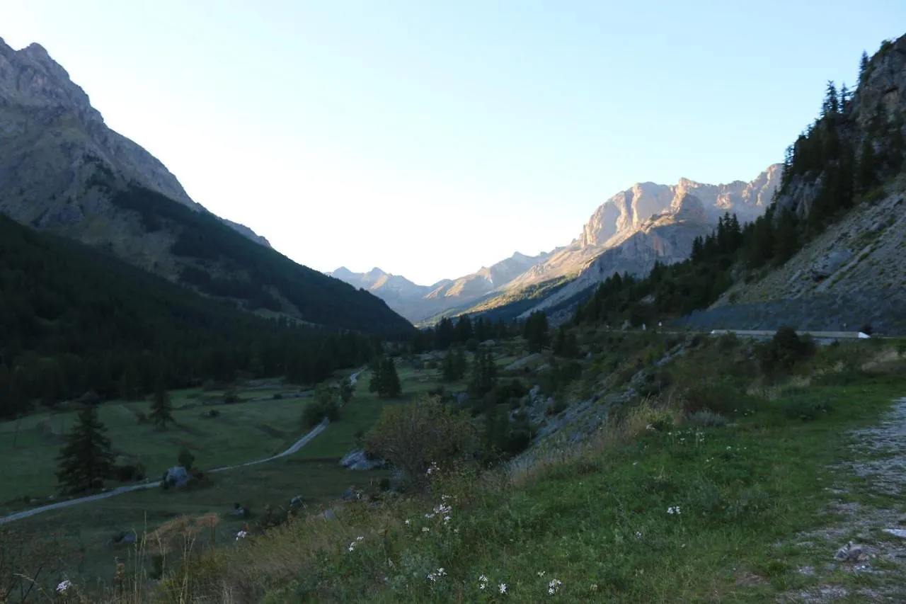 Agreable Appartement Au Calme Avec Vue Montagne, Commune De Le Monetier Les Bains - Le Freyssinet Les Guibertes 0*,